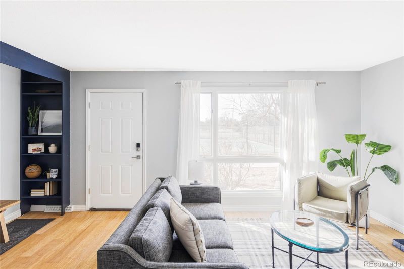1293 S Monaco Pw, Denver, CO 80224