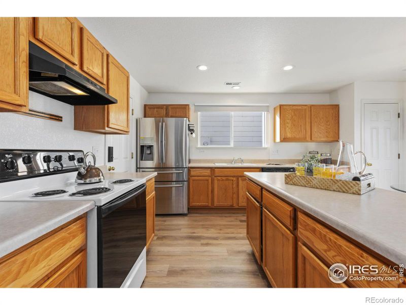 10671 Butte Dr, Longmont, CO 80504
