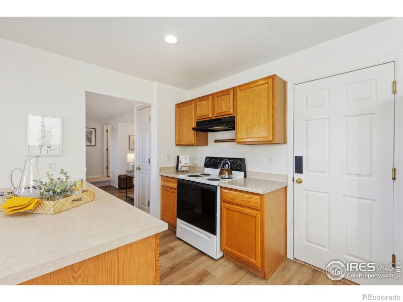 10671 Butte Dr, Longmont, CO 80504