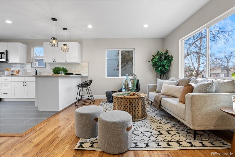 1932 Lansing St, Aurora, CO 80010