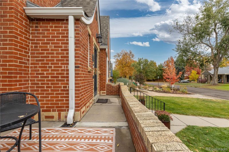 1545 Newport St, Denver, CO 80220