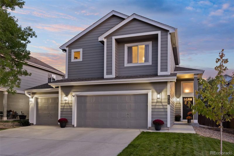 8748 Redwing Ave, Littleton, CO 80126