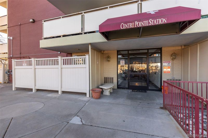 4600 E Asbury Cir #202, Denver, CO 80222