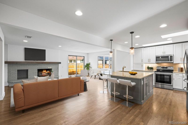 3343 W Hialeah Ave, Littleton, CO 80123