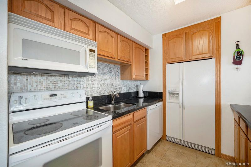 1020 15th St #34L, Denver, CO 80202