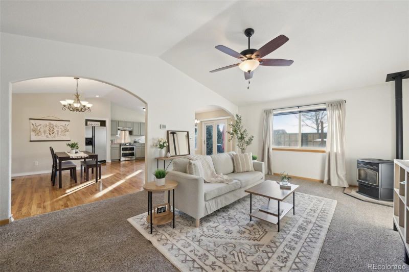 338 Sandstone Dr, Johnstown, CO 80534