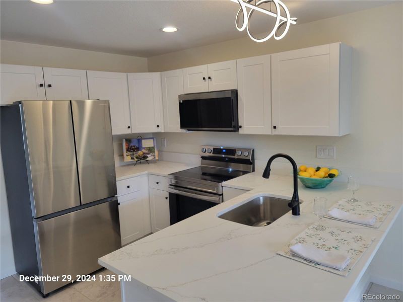 9633 W Chatfield Ave #D, Littleton, CO 80128