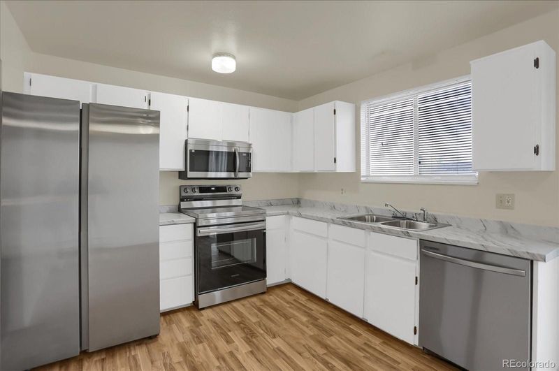 16651 E Arizona Pl, Aurora, CO 80017