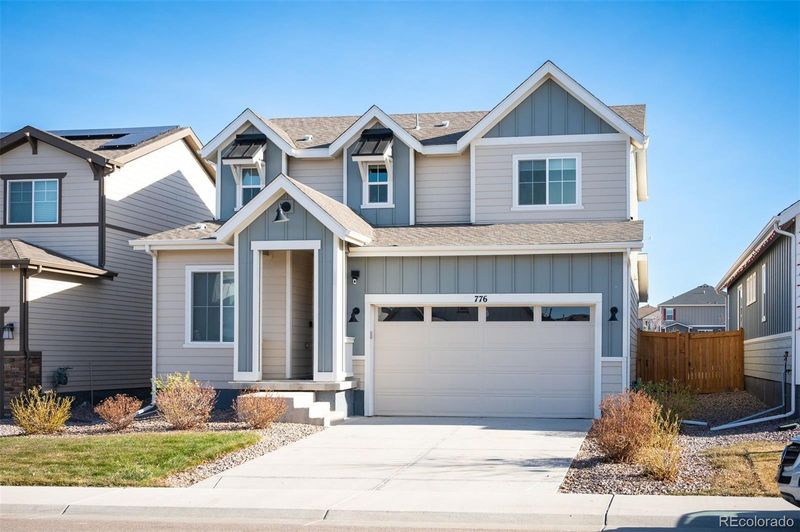 776 N Yantley St, Aurora, CO 80018