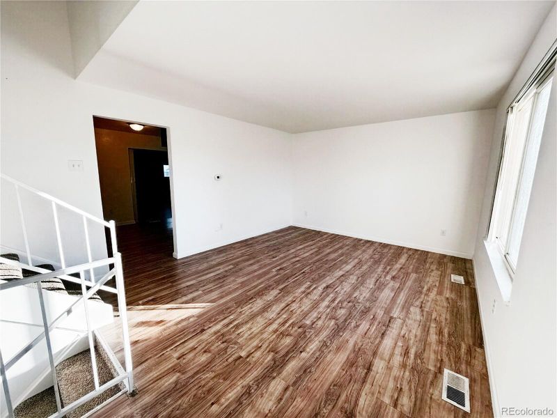 2888 S Olathe Way, Aurora, CO 80013