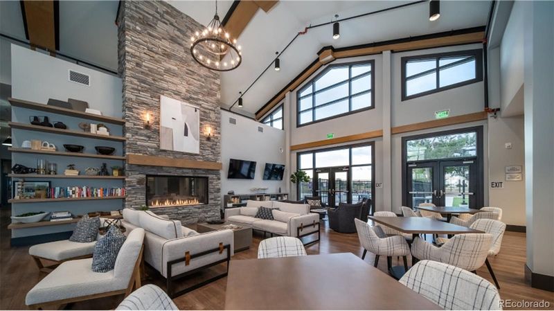 5077 N Quemoy St, Aurora, CO 80019