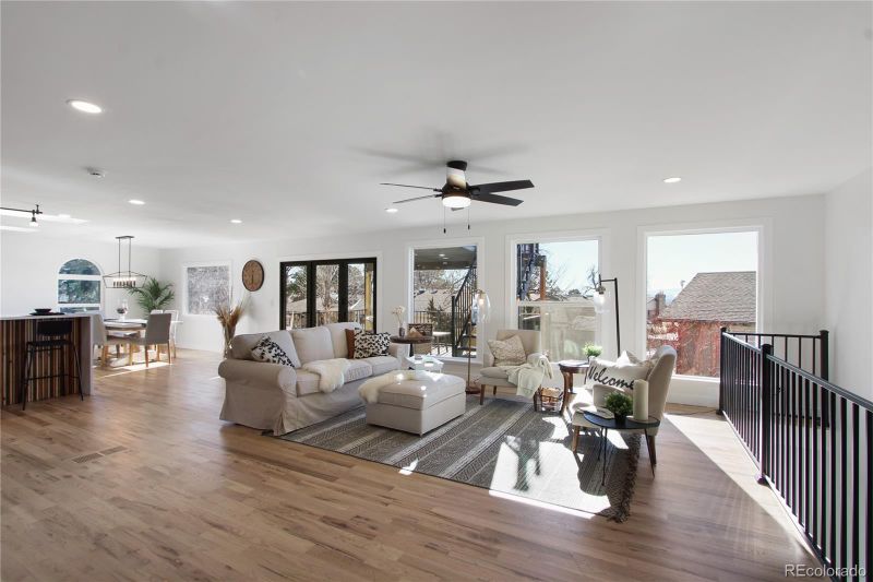 11922 W 77th Dr, Arvada, CO 80005