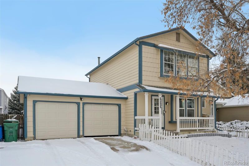 18737 E Carmel Cir, Aurora, CO 80011