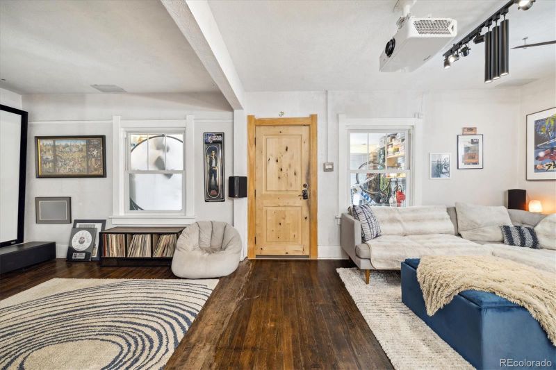 2469 S Broadway, Denver, CO 80210