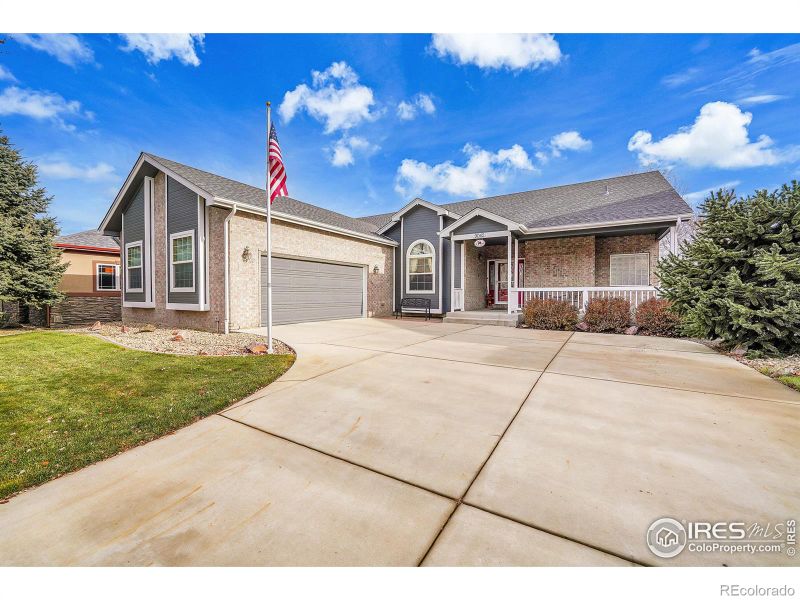 9042 Eldorado Ave, Frederick, CO 80504