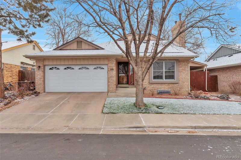 710 Kittredge St, Aurora, CO 80011
