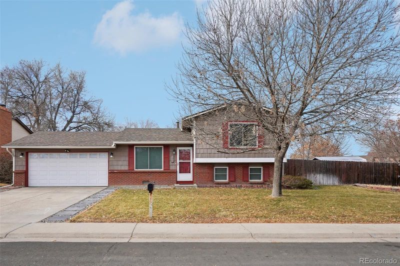 327 S 29th Ave, Brighton, CO 80601