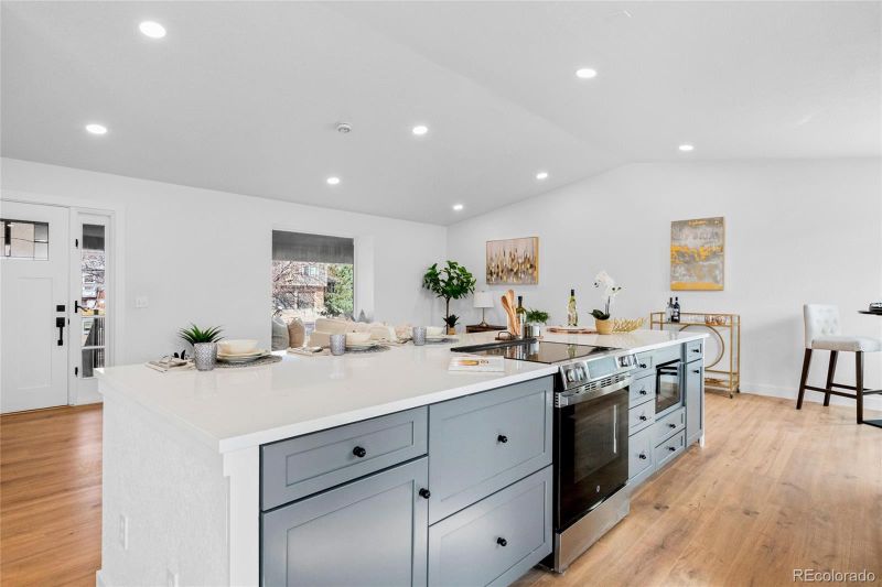 1121 E 7th Avenue Cir, Broomfield, CO 80020
