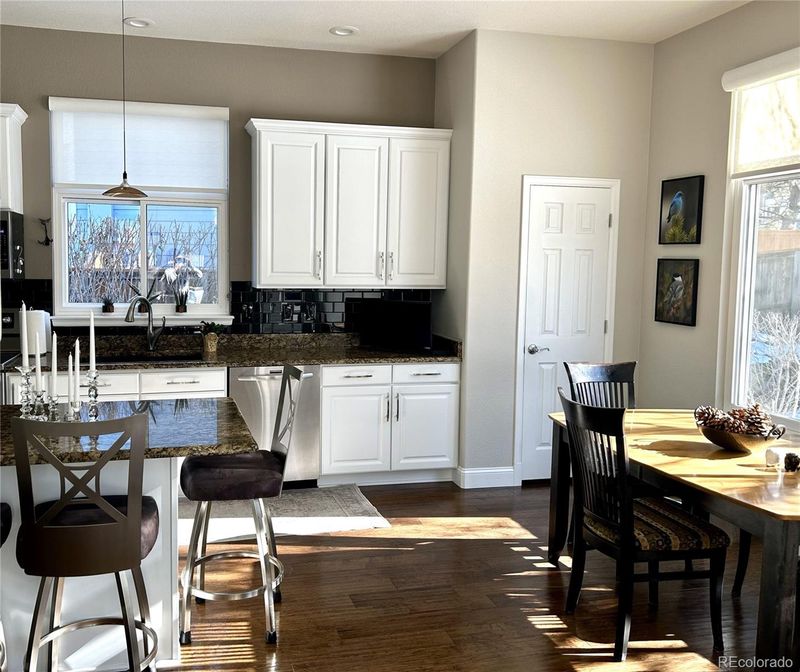 8717 Forrest Dr, Highlands Ranch, CO 80126