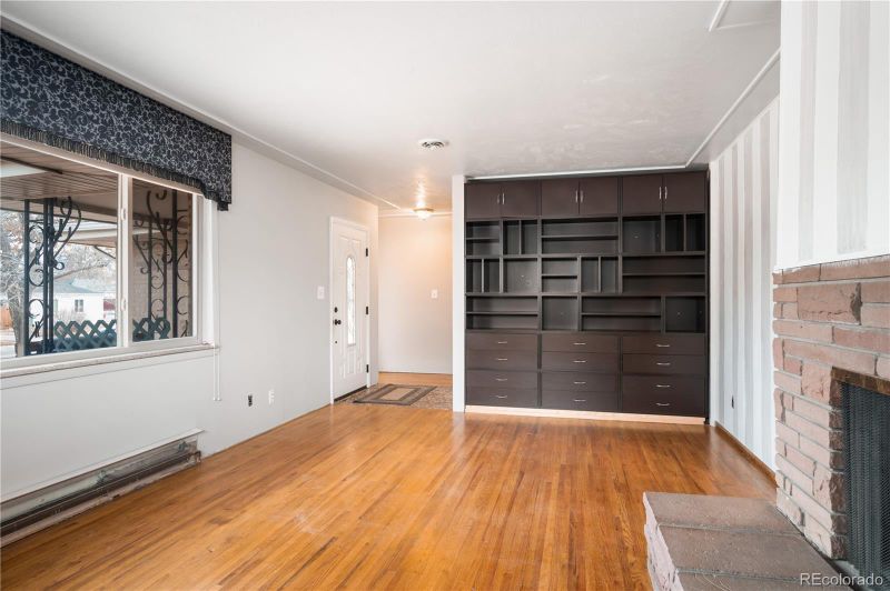 1717 Havana St, Aurora, CO 80010