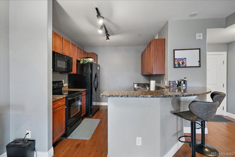 9059 E Panorama Cir #B306, Englewood, CO 80112