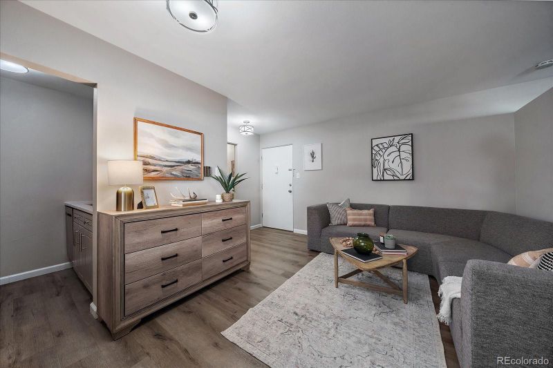 855 N Pennsylvania #207, Denver, CO 80218