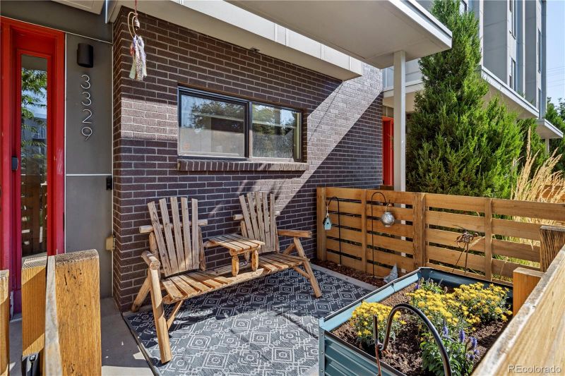 3329 W 18th Ave, Denver, CO 80204