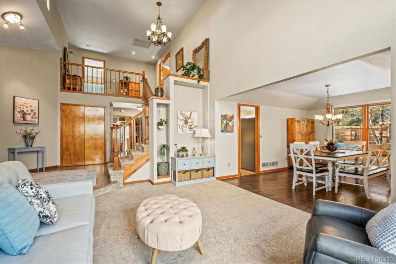 6148 W Pacific Cir, Lakewood, CO 80227
