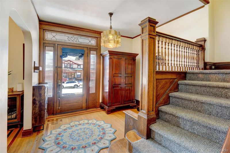 1606 Adams St, Denver, CO 80206