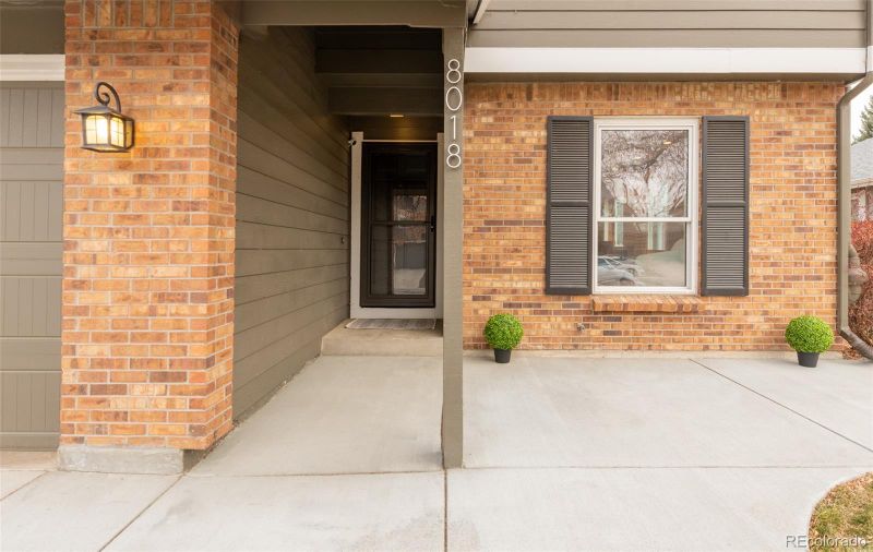 8018 S Quince Cir, Centennial, CO 80112