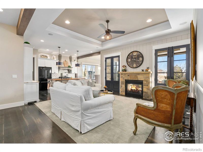 4042 Ridgeline Dr, Timnath, CO 80547