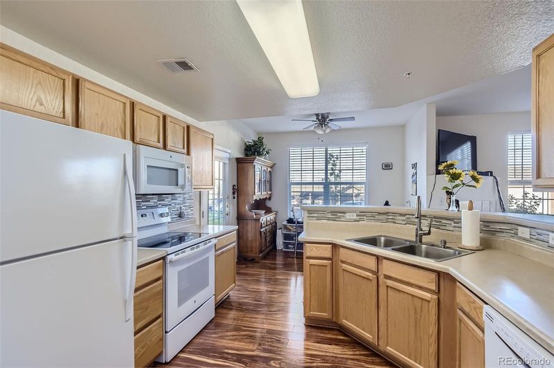7440 S Blackhawk St #12-108, Englewood, CO 80112