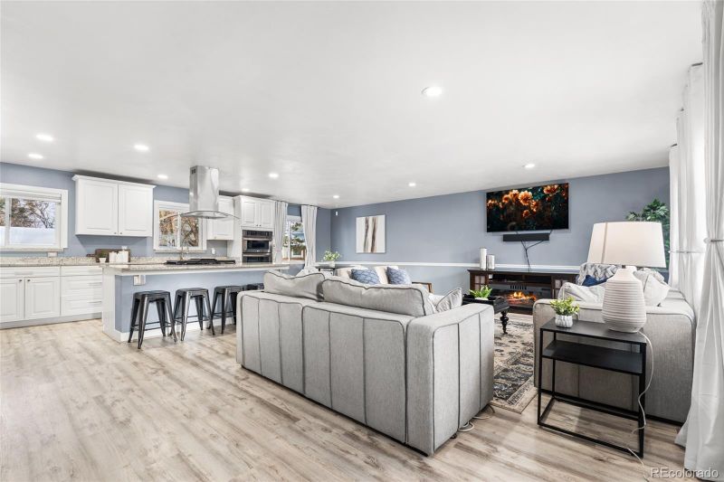 3346 S Quintero St, Aurora, CO 80013