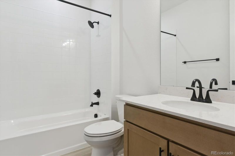 39202 Clymer St, Elizabeth, CO 80107