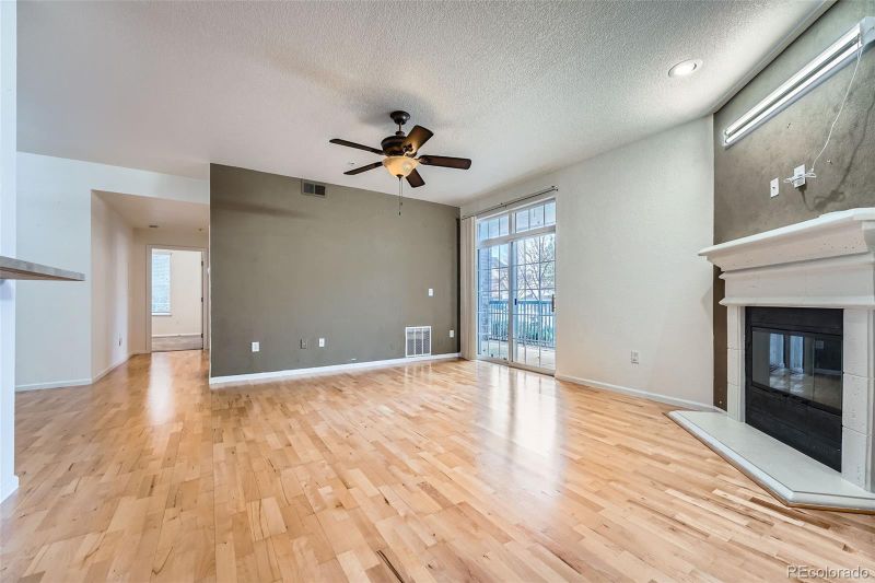 3875 S Dayton St #107, Aurora, CO 80014