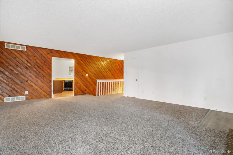 16846 E Kenyon Dr, Aurora, CO 80013