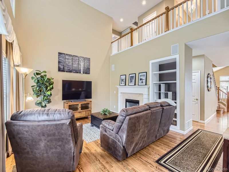 10172 Meadowbriar Ln, Highlands Ranch, CO 80126