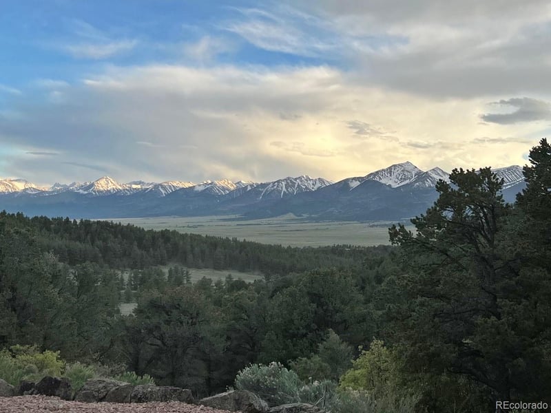 200 Moffat Rd, Westcliffe, CO 81252