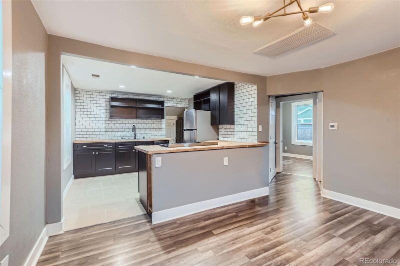 667 S Raleigh St, Denver, CO 80219