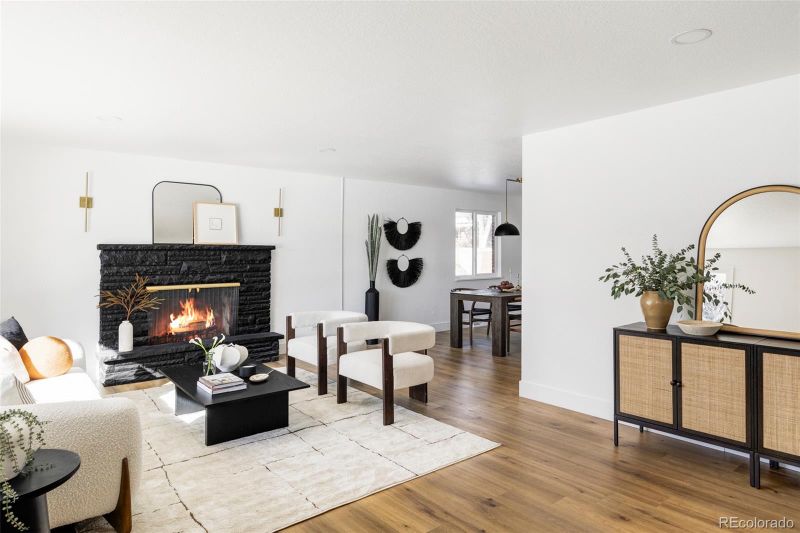 42 Princeton Cir, Longmont, CO 80503
