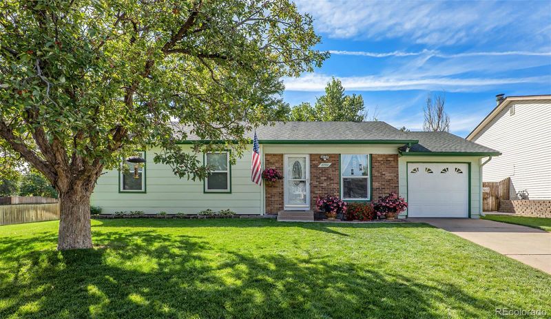 16598 E Lasalle Pl, Aurora, CO 80013