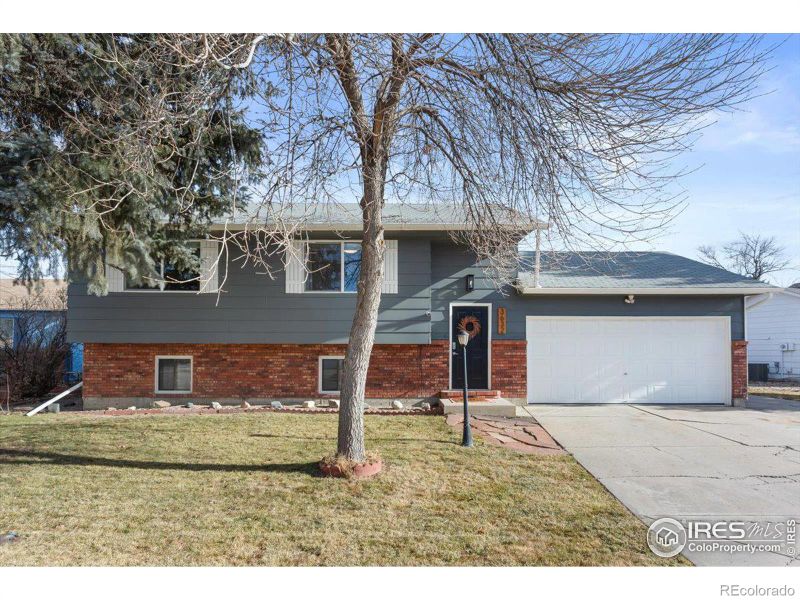 3632 Logan Dr, Loveland, CO 80538