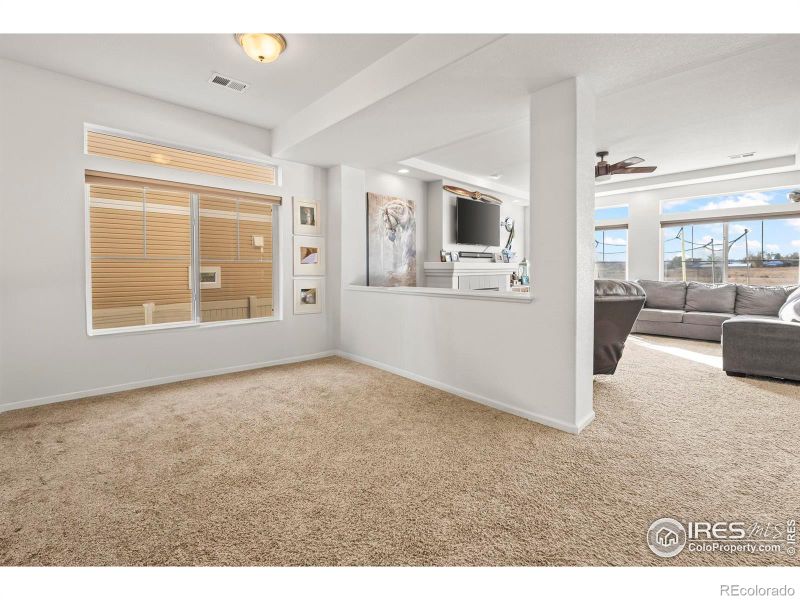 5064 Eaglewood Ln, Johnstown, CO 80534