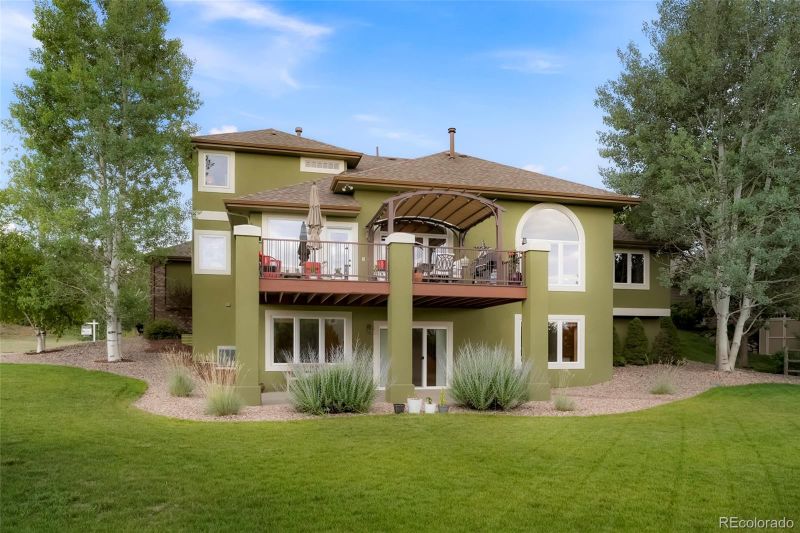 2000 Lookout Dr, Windsor, CO 80550