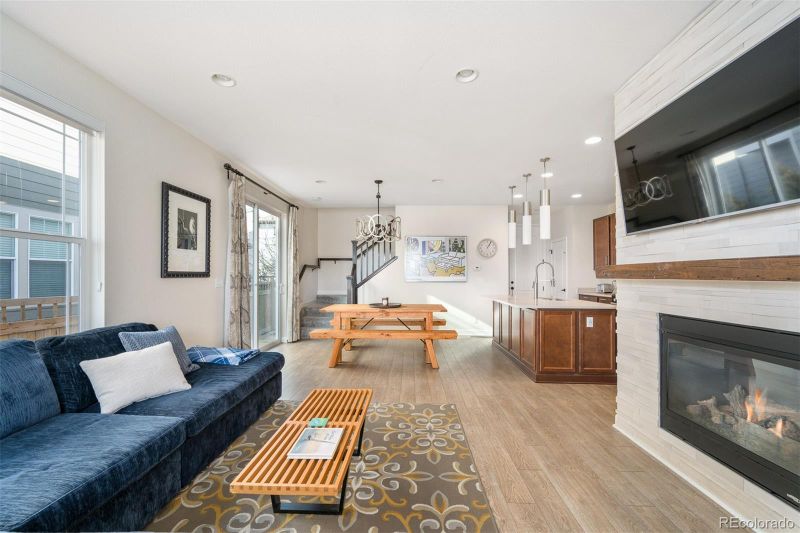 2728 Macon Way, Denver, CO 80238