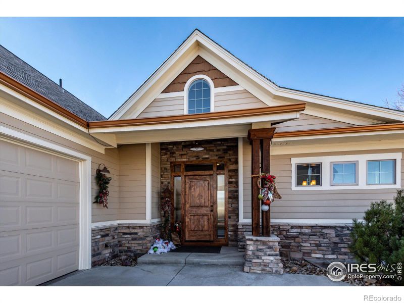 1353 Bluemoon Dr, Longmont, CO 80504