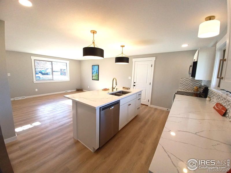 1022 Kansas Ave, Longmont, CO 80501