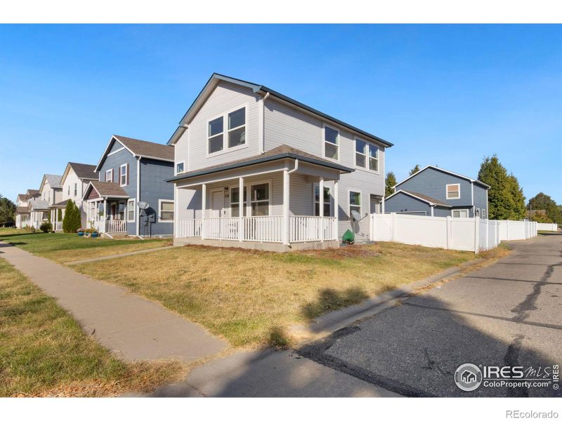718 Blue Azurite Ave, Loveland, CO 80537
