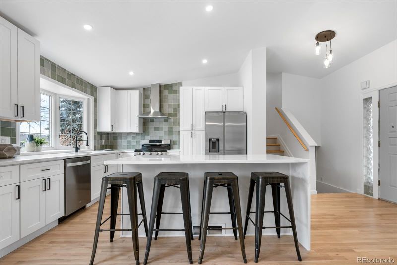 856 S Miller St, Lakewood, CO 80226