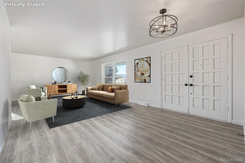 2538 S Dover Way, Lakewood, CO 80227